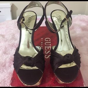 Guess shoes size 5 1/2