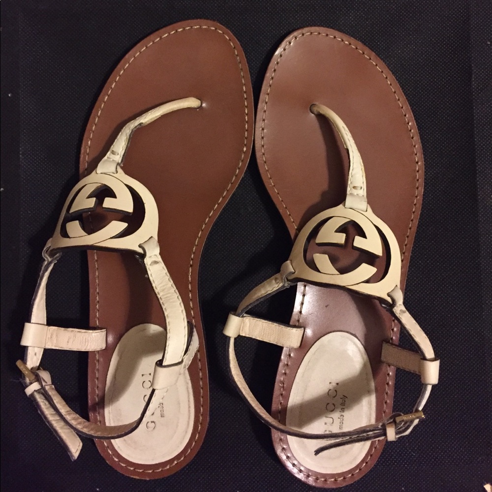 White leather Gucci sandals