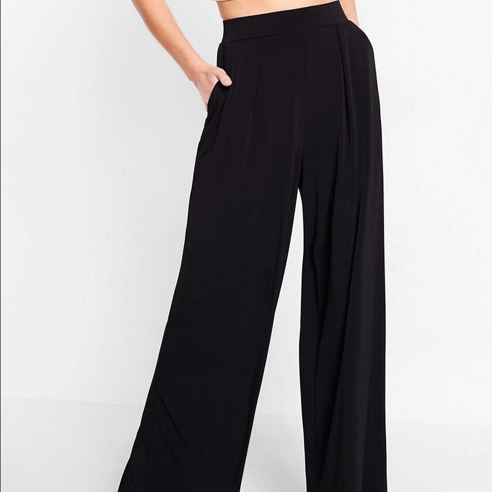Wide leg pants