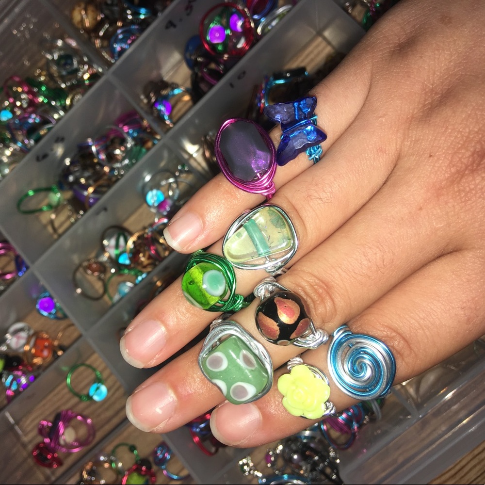 Mystery Hand crafted ring bundle - Picture 5 of 5