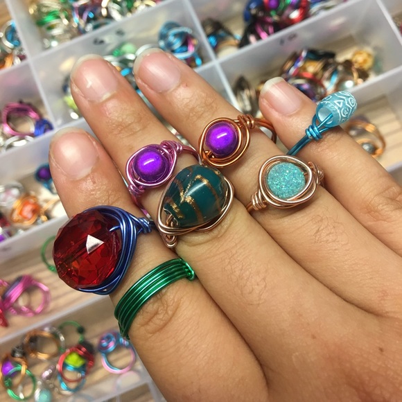 Mystery Hand crafted ring bundle - Picture 4 of 5