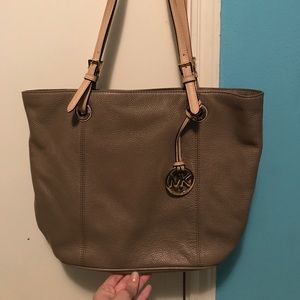 MK TOTE
