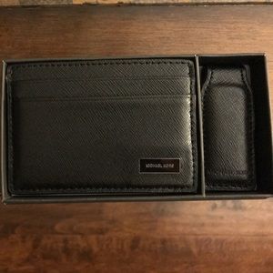 Michael kors card case