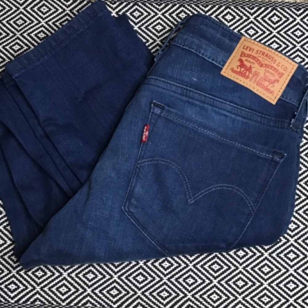 Levi's 711 Skinny Jeans