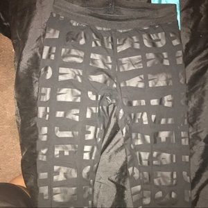 ❗️FLASH SALE❗️DKNY JEANS SIZE MEDIUM