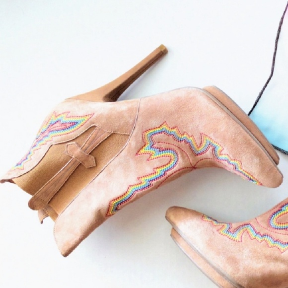 Jeffrey Campbell • embroidered sued boots - Picture 6 of 7