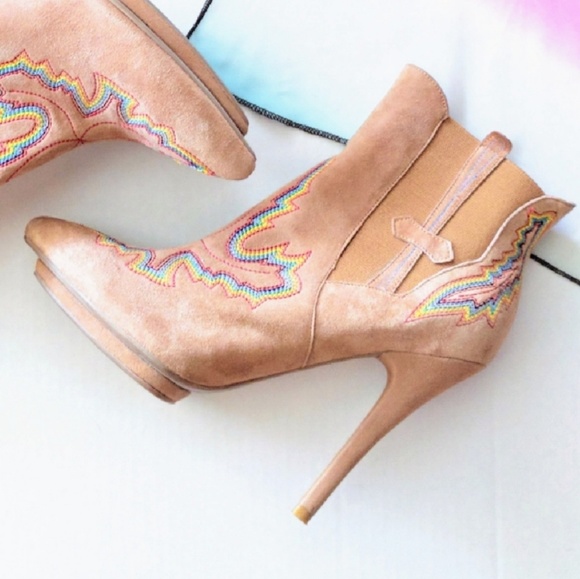 Jeffrey Campbell • embroidered sued boots - Picture 5 of 7