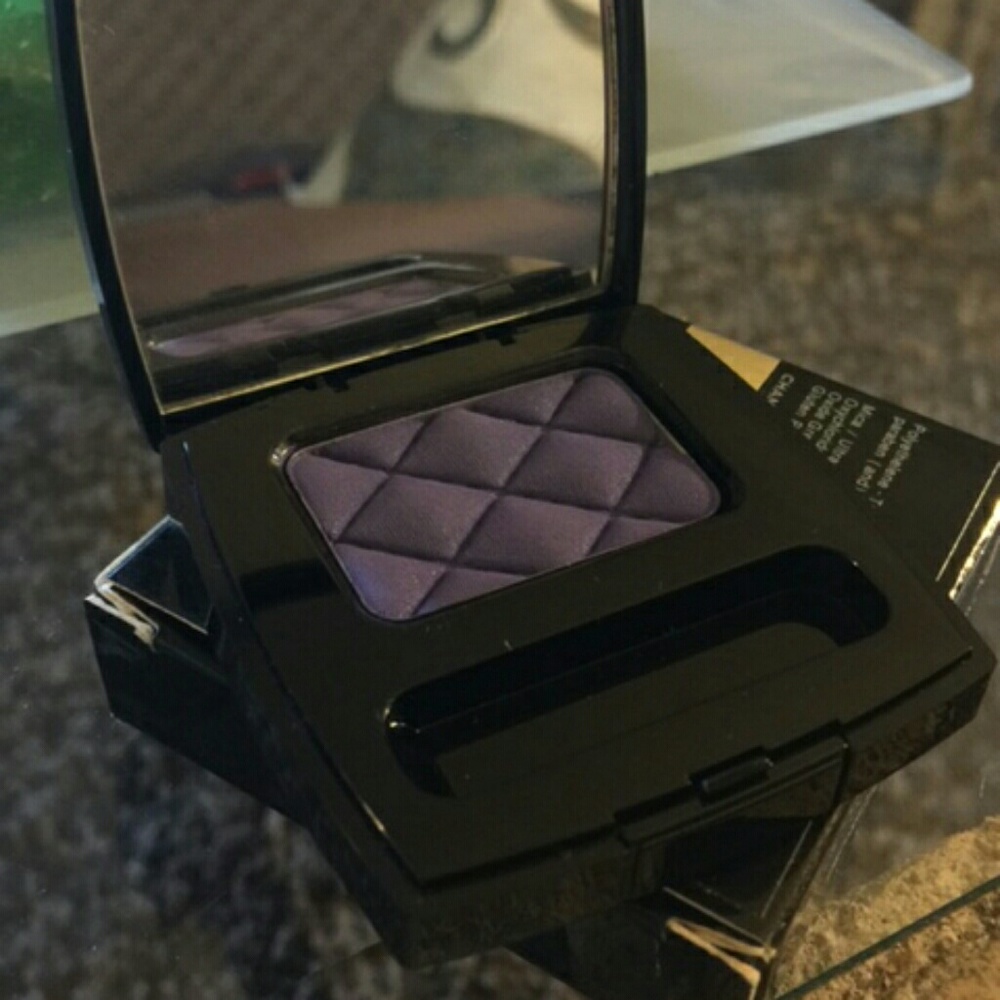 Brand new authentic Chanel Eyeshadow