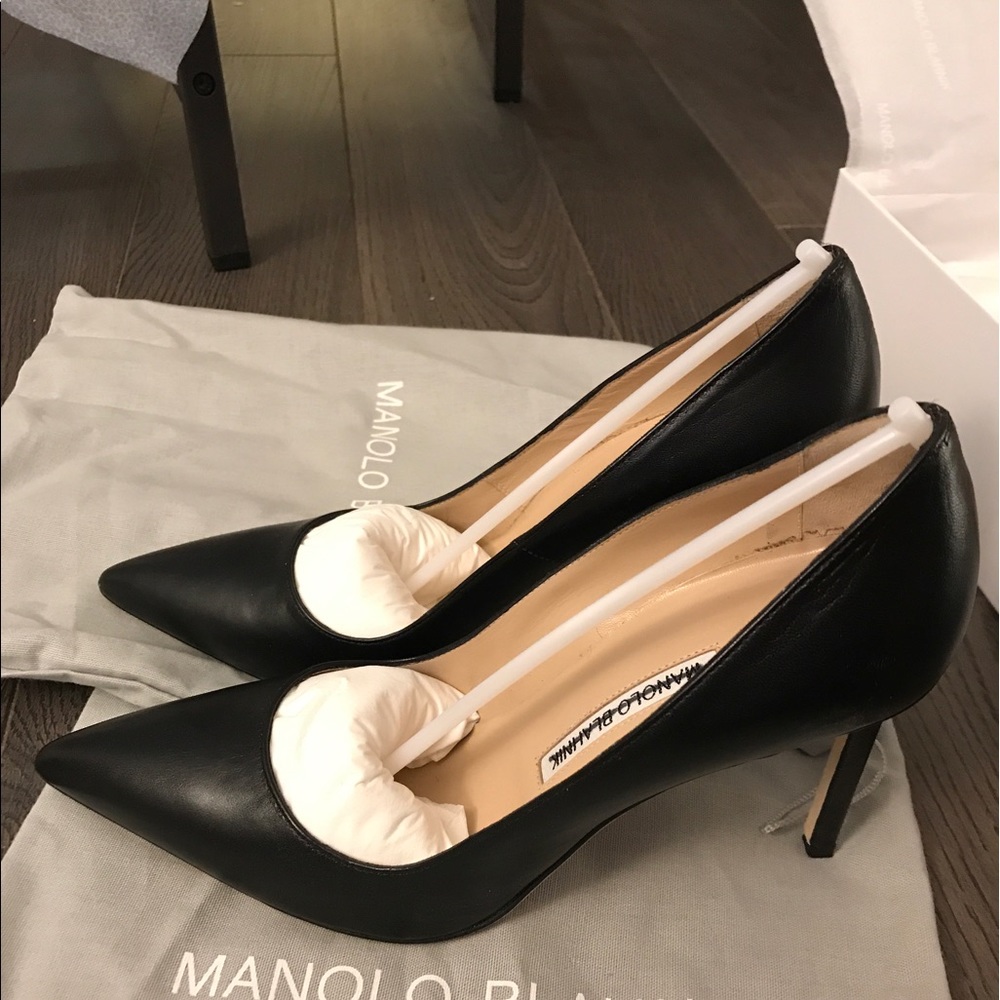 Manolo Blahnik  black heel