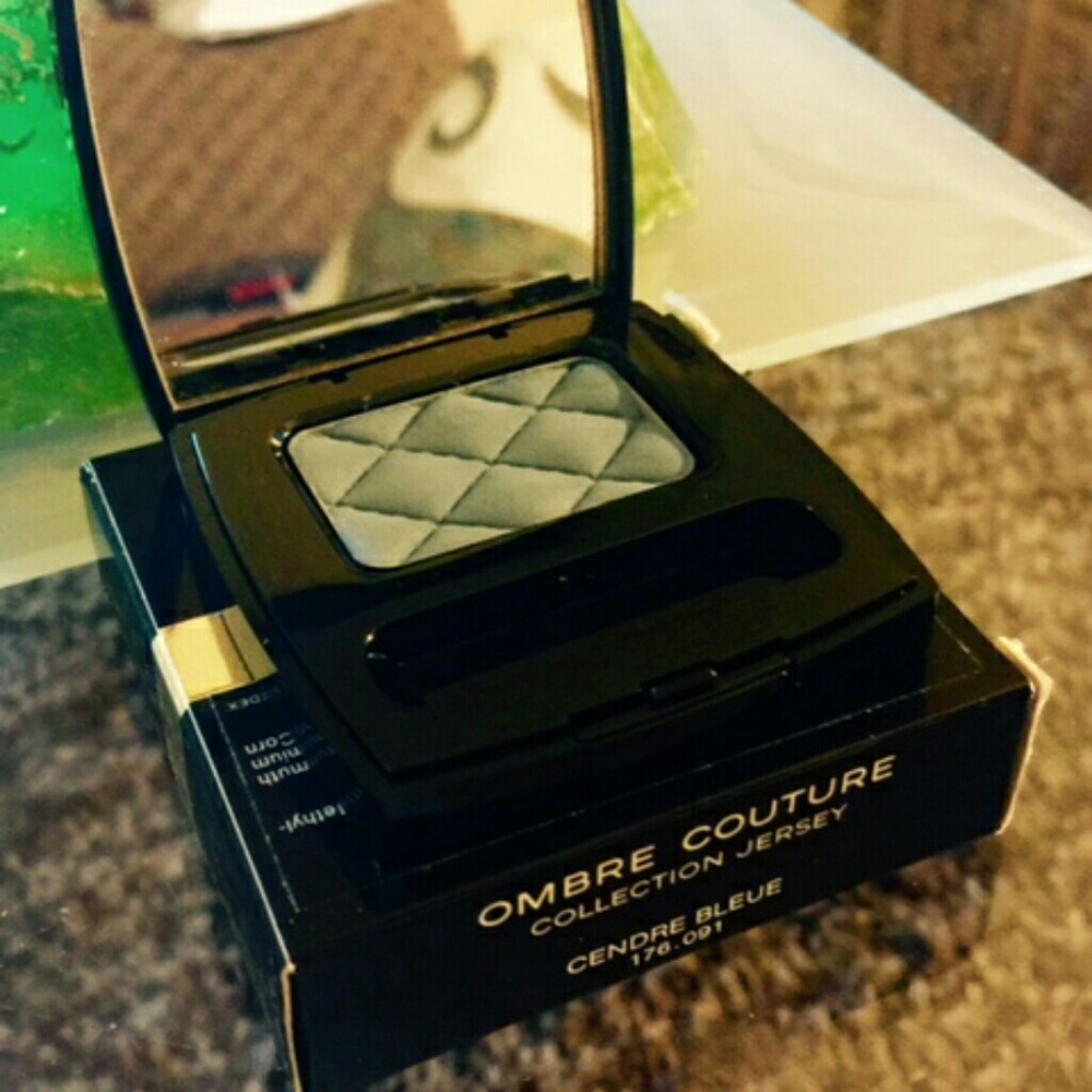 Brand new authentic Chanel Eyeshadow