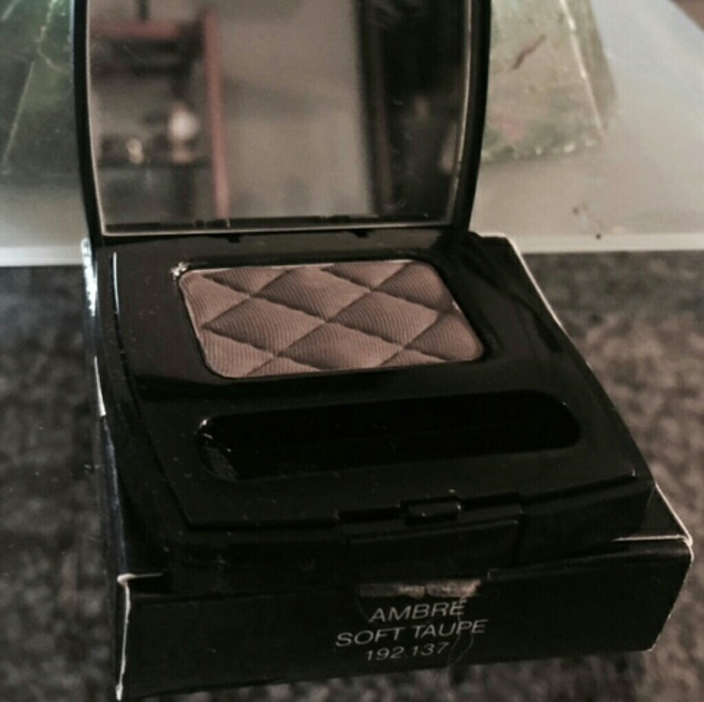Brand new authentic Chanel Eyeshadow