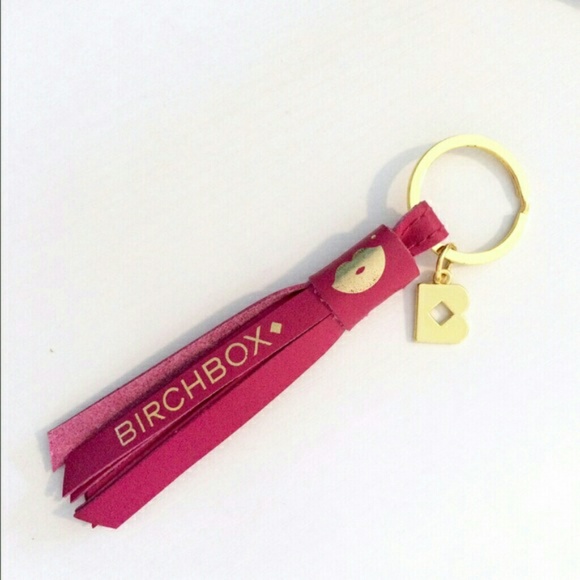 • {Birchbox} Keychain Tassle + Box - Picture 3 of 7