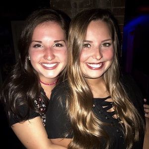 Meet your Posher, Jillian