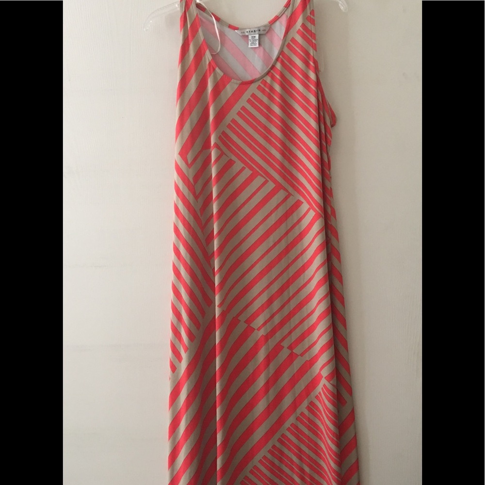 Nice sleeveless summer dress