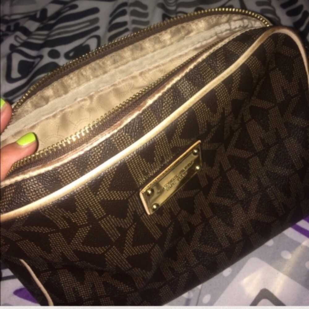 Large Mk Crossbody