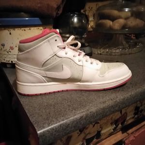 Meet your Posher, Byron