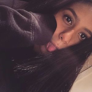 Meet your Posher, Naudia