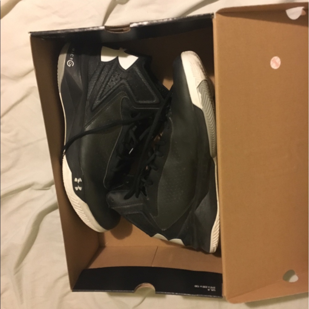 Under armour torch basketball shoes