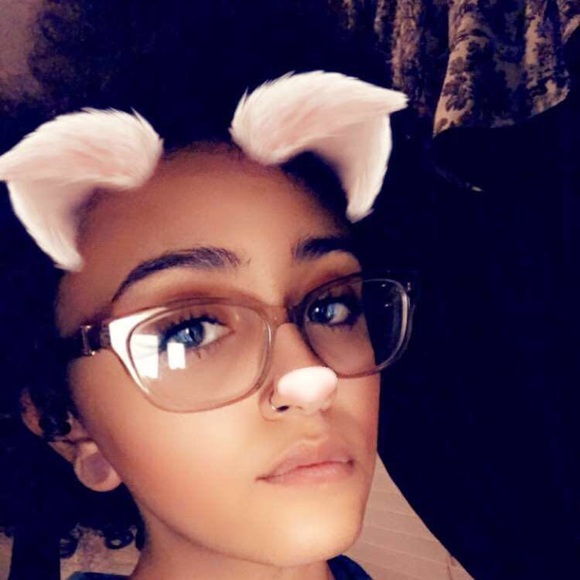 Meet your Posher, Mickey - Picture 2 of 2