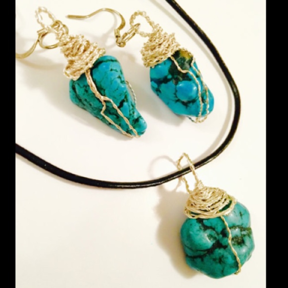 Turquoise And Silver Earrings And Necklace Set
