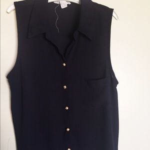 Sleeveless Button Up