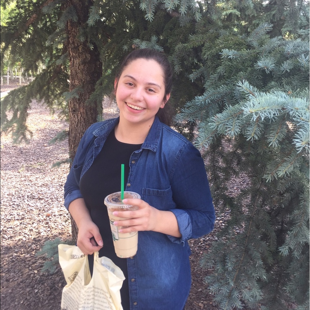 Meet your Posher, Gabrielle