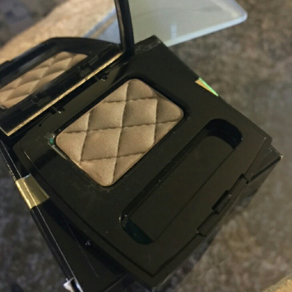 Brand new authentic Chanel Eyeshadow