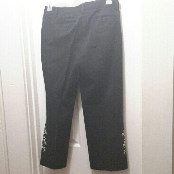 Black Capri's by Karen Kane. - Picture 4 of 7