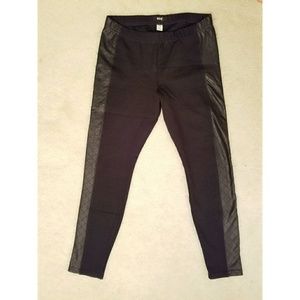BDG black leggings