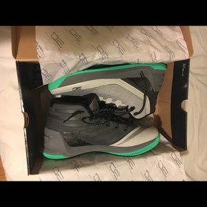 Curry 3 basketball shoes