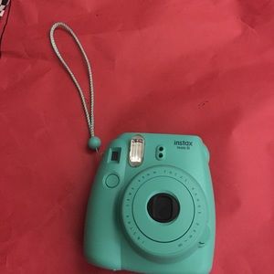 Fujifilm instax mini 8. Polaroid camera