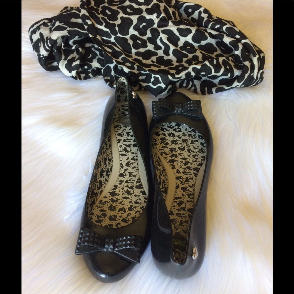 Melissa Black Jellies w/ Studded Bow 🎀