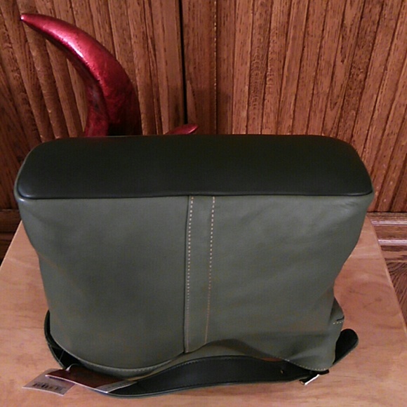 ππ LEATHER SHOULDER BAG NWT - Picture 4 of 8