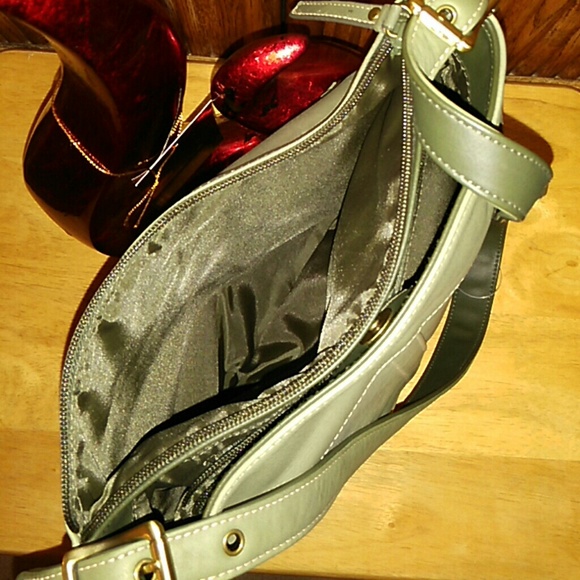 ππ LEATHER SHOULDER BAG NWT - Picture 8 of 8