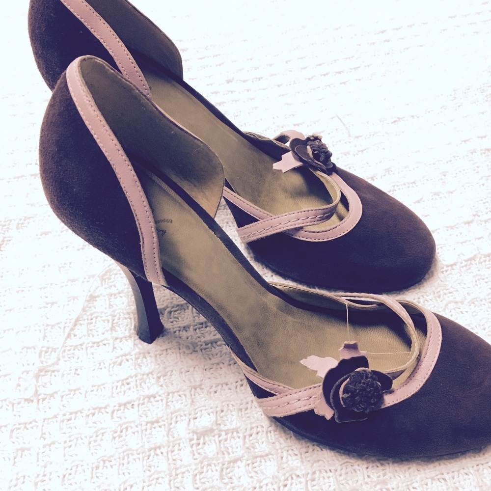 BCBG Brown & Pink Heels