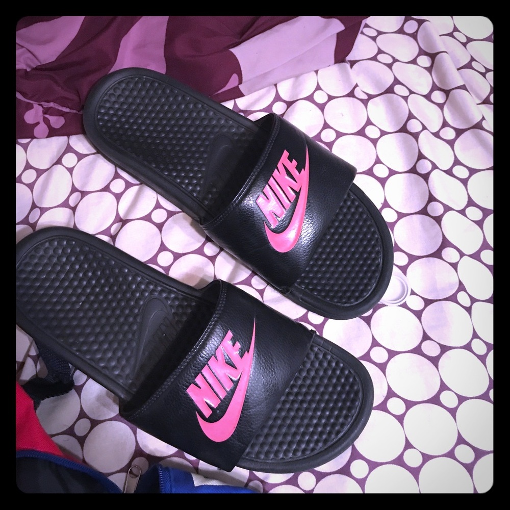 Nike slides