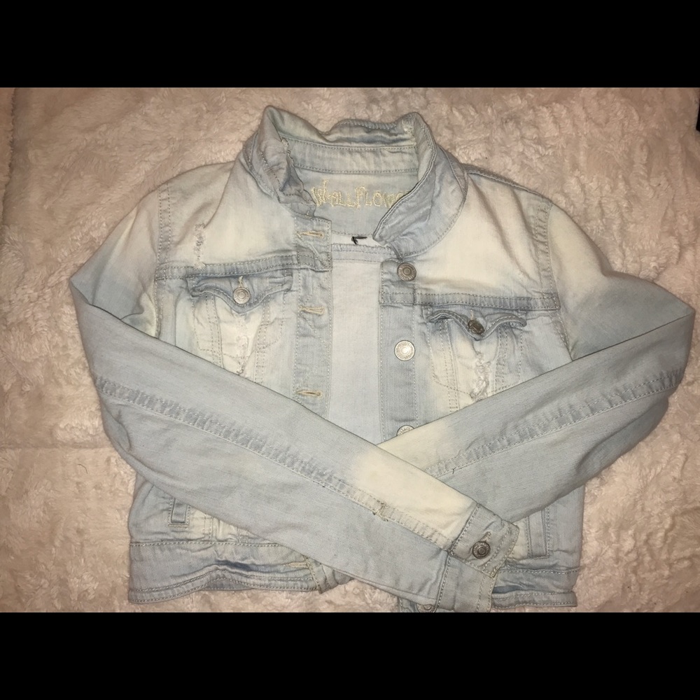 Super cute jean jacket!