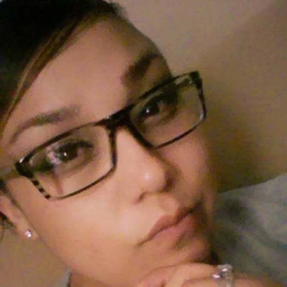 Meet your Posher, Stephanie - Picture 1 of 1