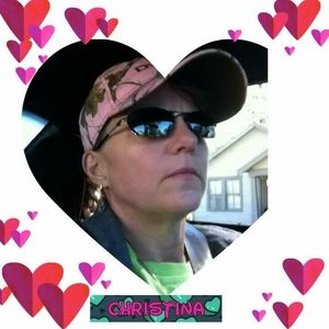 Meet your Posher, Christina