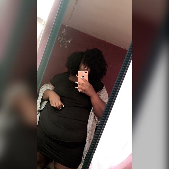 Meet your posher, Aquillah! - Picture 4 of 5