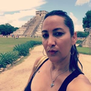 Meet your Posher, Louella