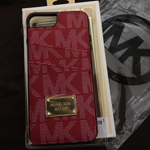 Michael Kors Accessories - Michael Kors iPhone 7 PLUS Case