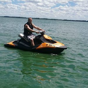 Meet your Posher, Bobby