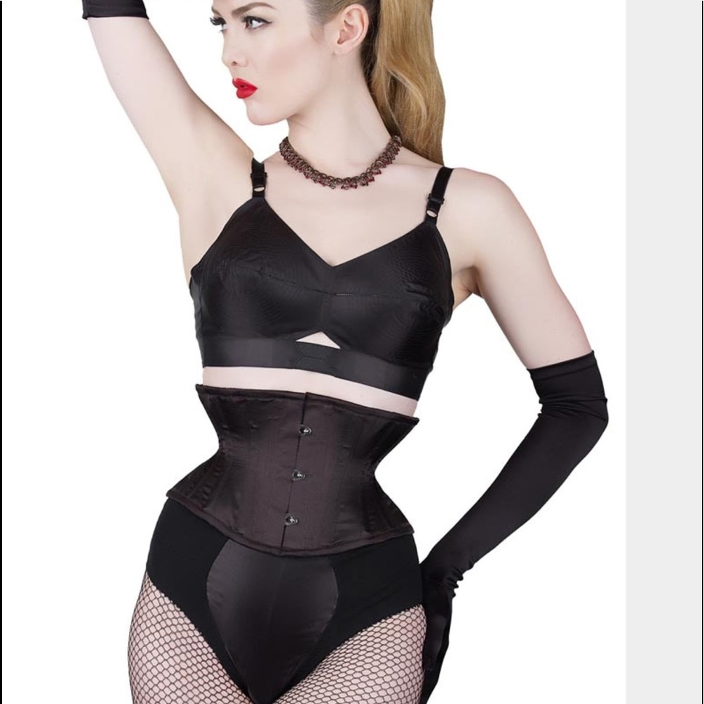 What Katie Did Waspie..NWOT SIZE 20