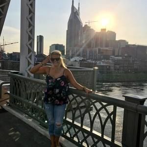 Meet your Posher, Mallory