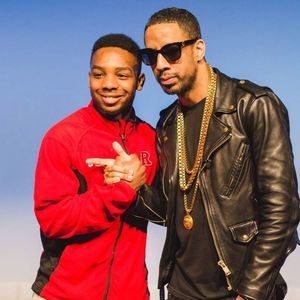 Meet your Posher, Dennis