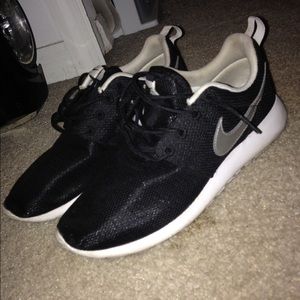 Nike Roshe Runs