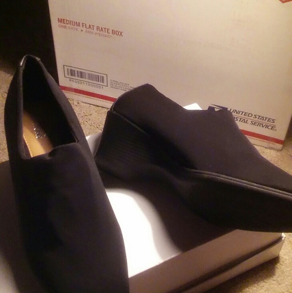 Basic editions slip on - Picture 2 of 2