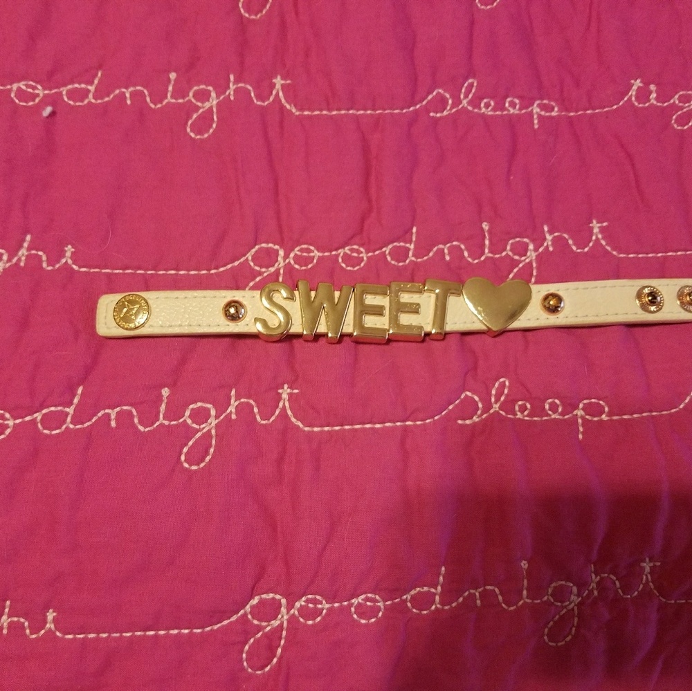 Bracelet