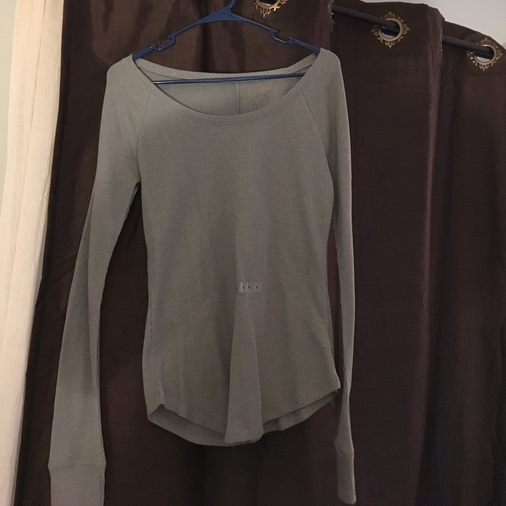 Thermal long sleeved shirt bundle